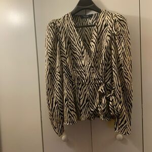 Rachel Roy EUC Animal Print Long Sleeve Blouse
